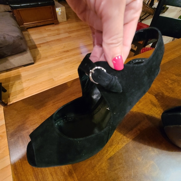 Marc Fisher Suede Shoes - Picture 5 of 13